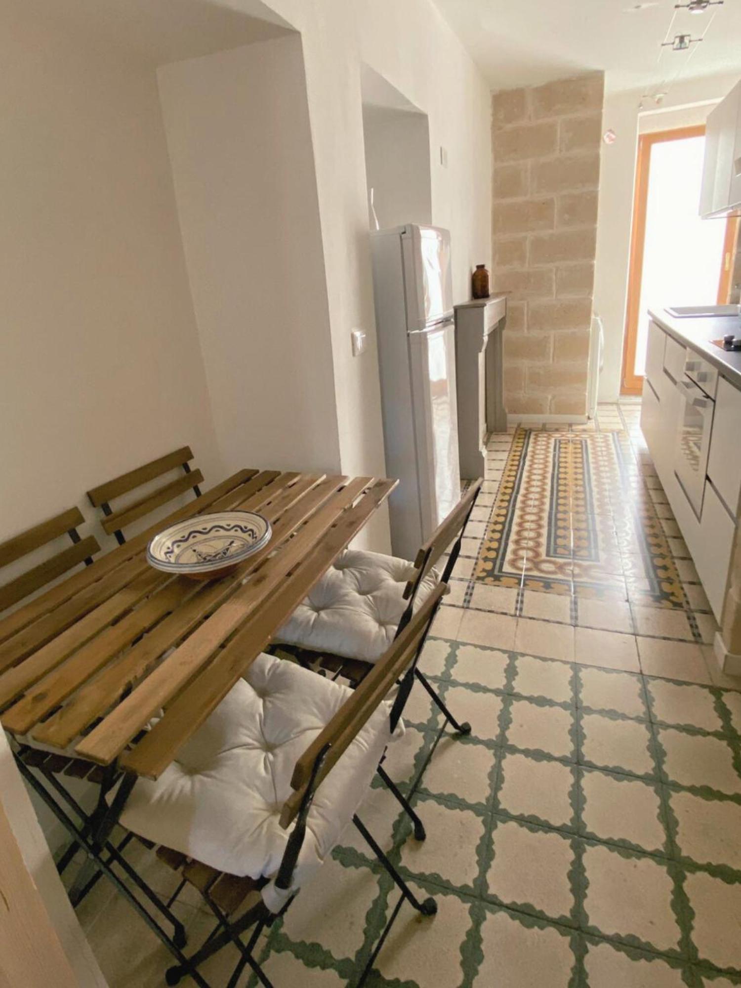 Bari Landlord 71 - Central Rooms Exterior photo